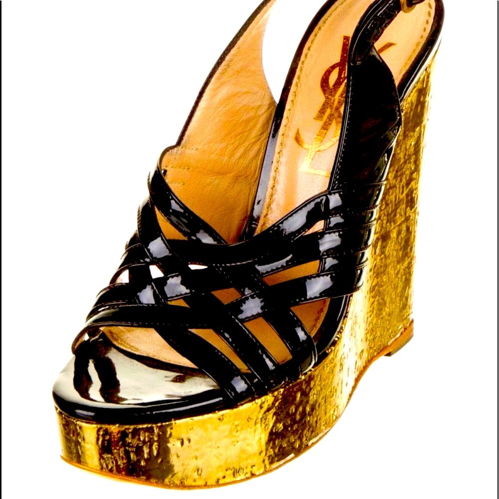Yves Saint Laurent patent leather sandals Size 6